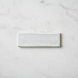 Old English White Daisy Wall Tile 20x6.5cm